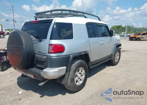 2007 Toyota Fj Cruiser from USA, damaged, VIN JTEBU11FX70036533